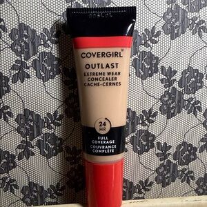 COVERGIRL Outlast Extreme Wear Concealer - 817 Golden Natural